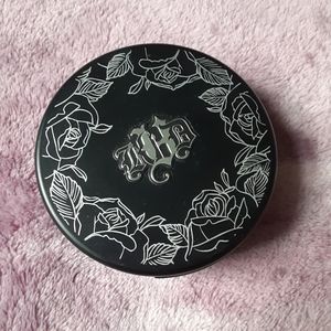 Kat Von D Lock It Powder Foundation Light 42